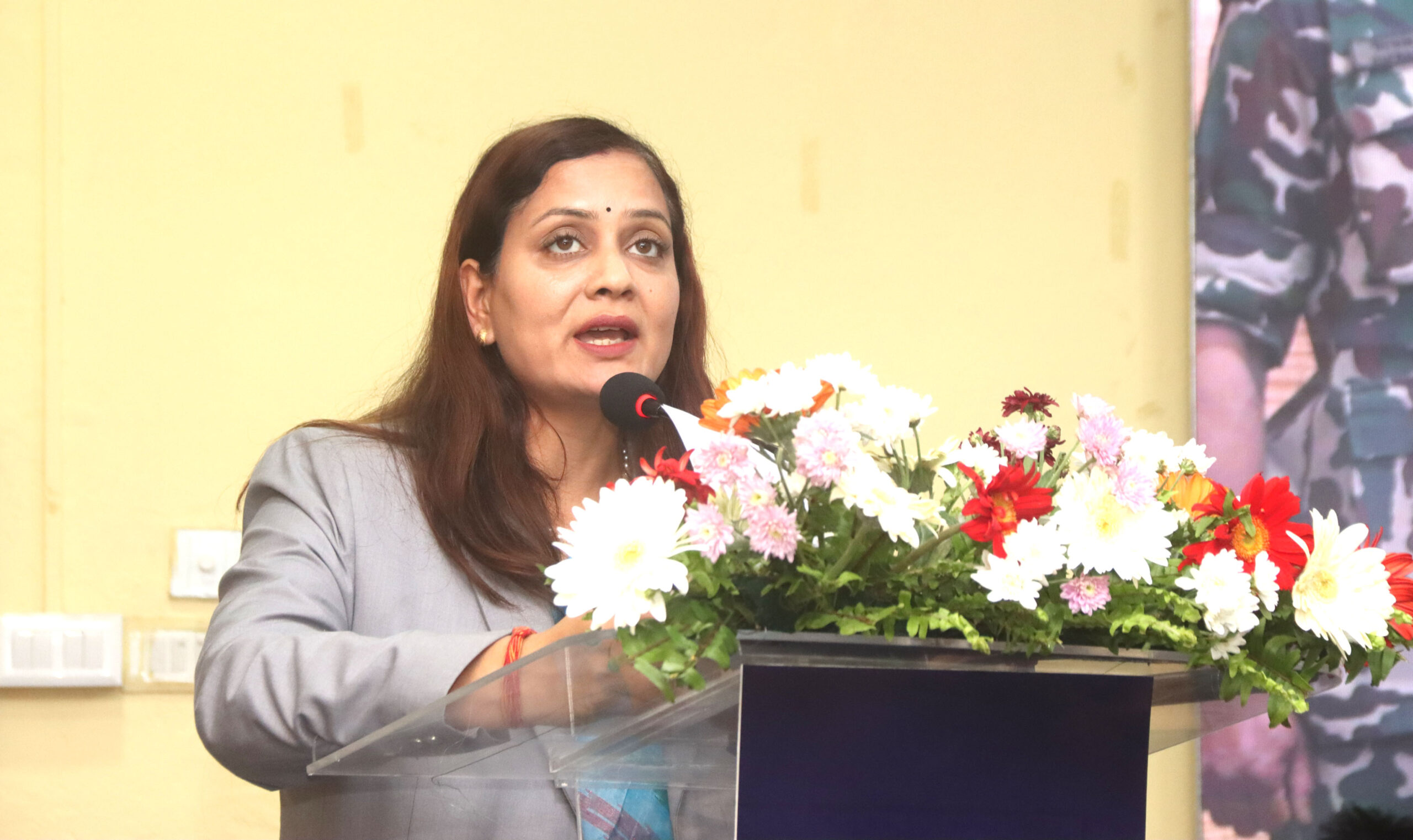स्वास्थ्यमन्त्री भन्छिन्– शव गाड्नु नष्ट गर्नु होइन, संरक्षण गर्नु हो