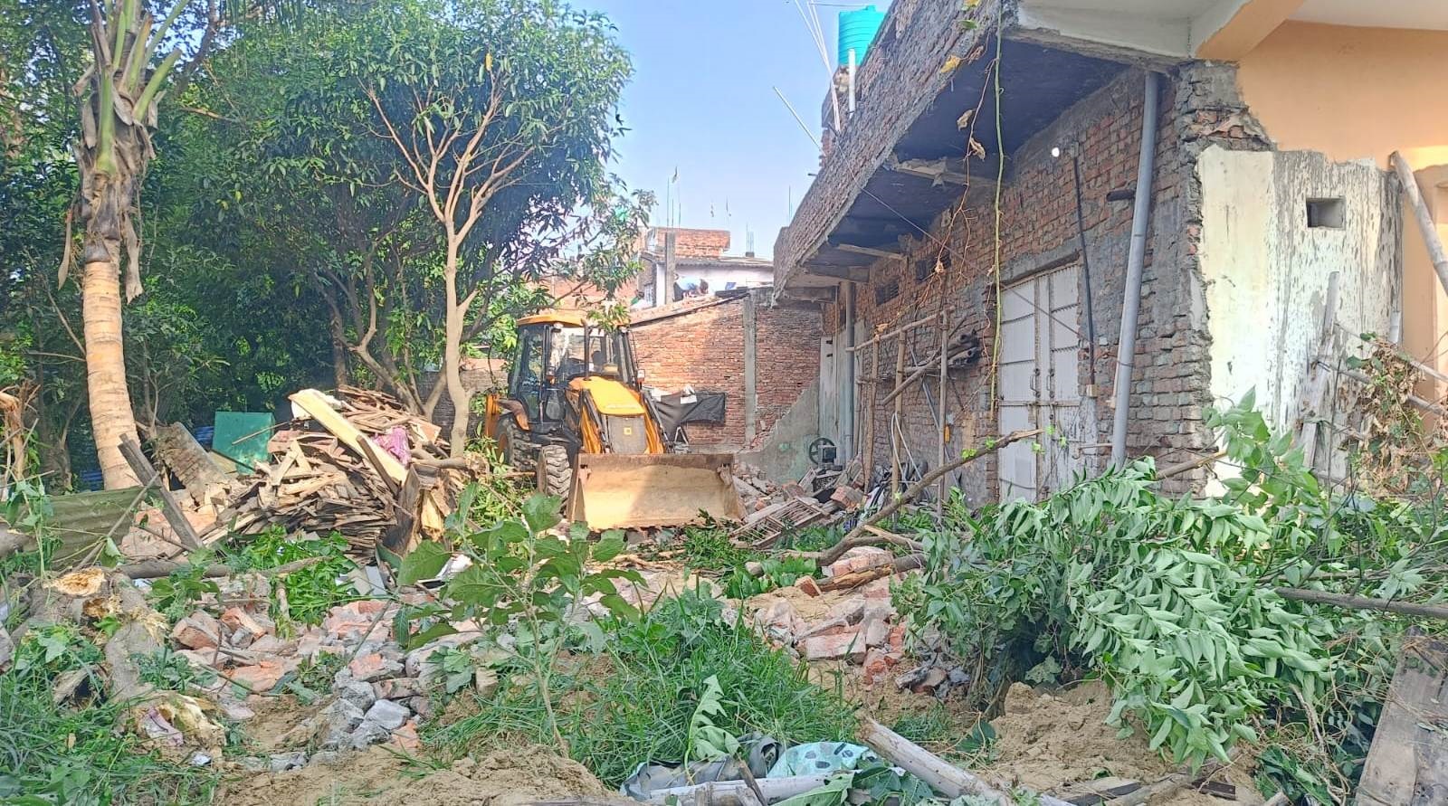  अतिक्रमित गुठी मातहत पोखरीमा पुनः डोजर चल्ने, आर्थिक लेनदेनको आरोप 